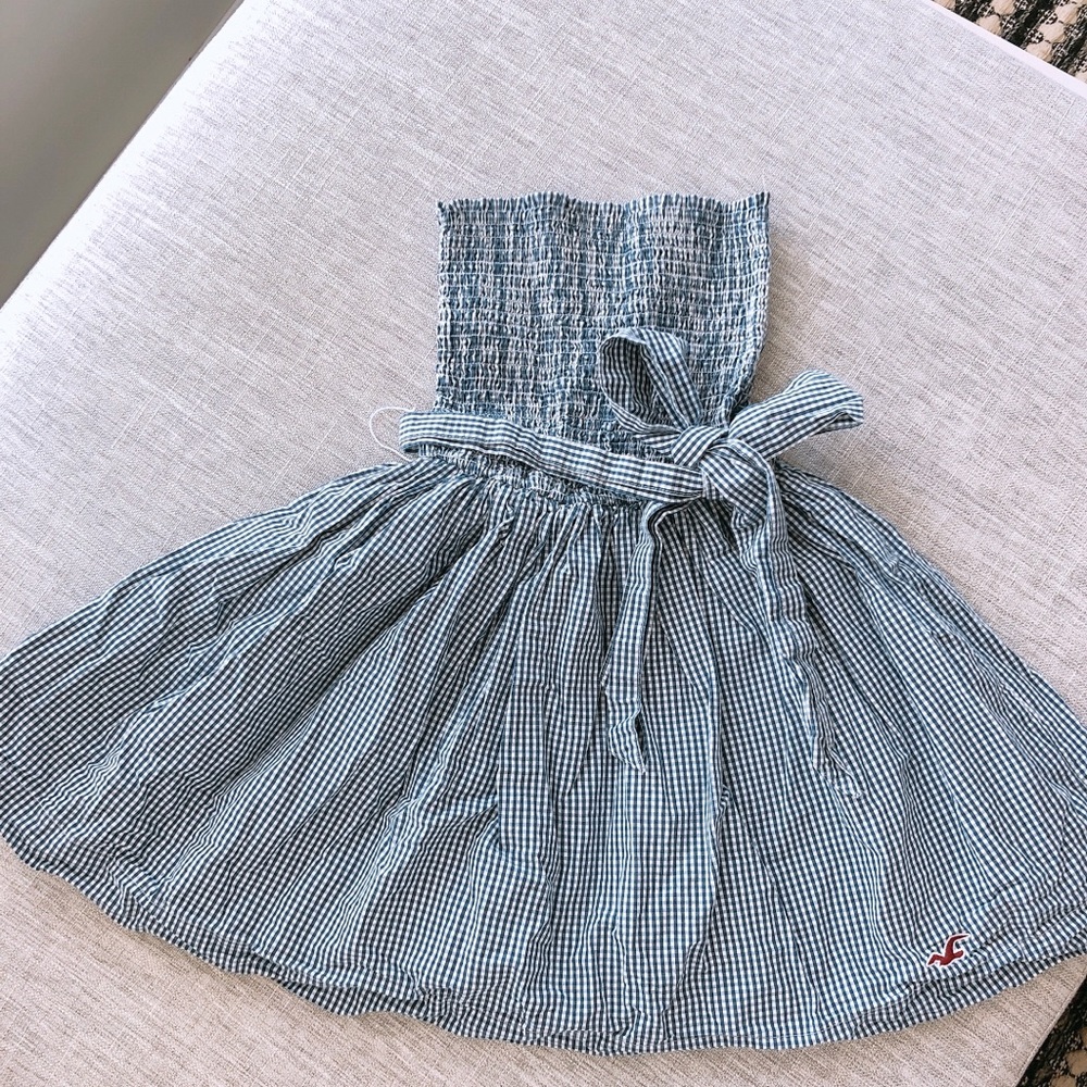 Hollister Belted one-piece dress